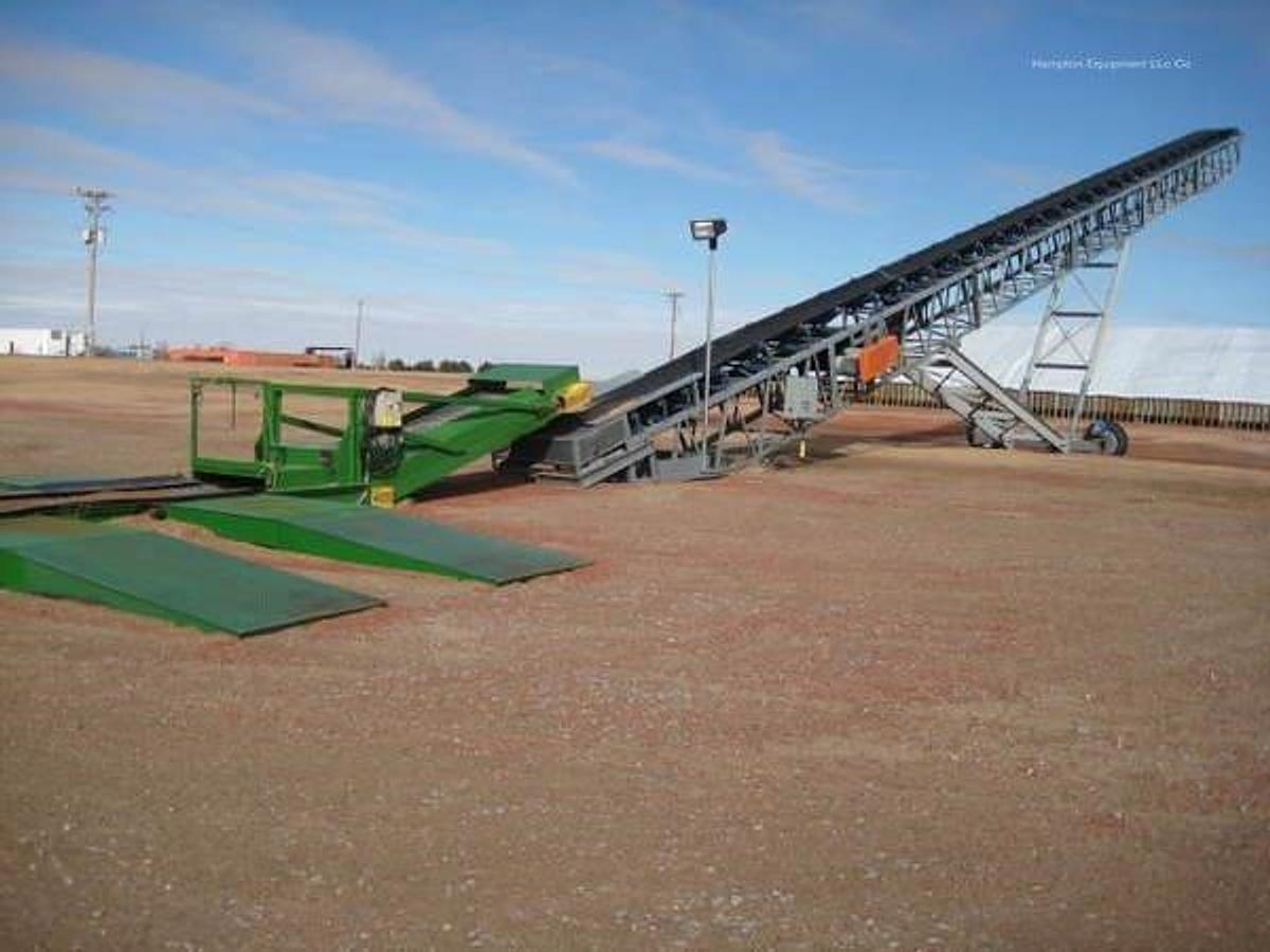 2026 EARTHWORM CONVEYORS 48X100
