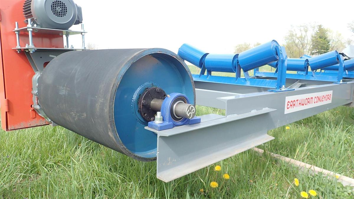 2025 EARTHWORM CONVEYORS 24X20