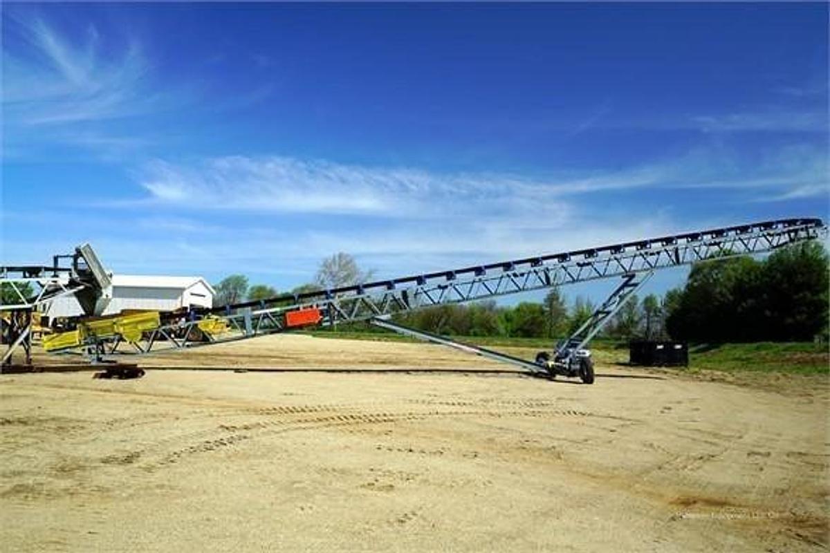 2026 EARTHWORM CONVEYORS 48X100