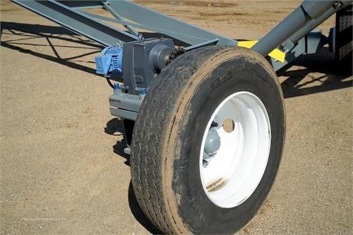 2025 EARTHWORM CONVEYORS 30X80