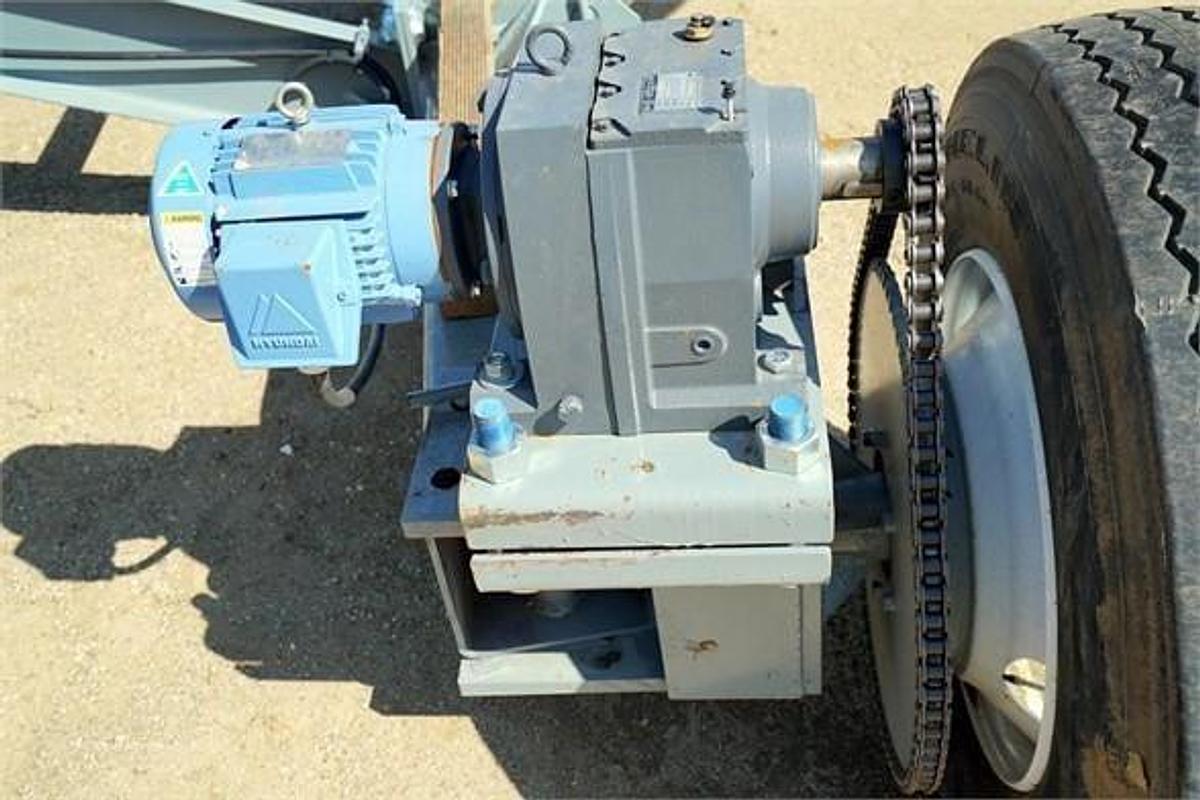 2026 EARTHWORM CONVEYORS 30X100