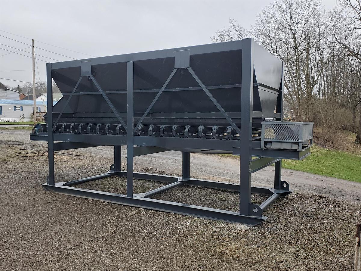 2025 EARTHWORM CONVEYORS 8X14
