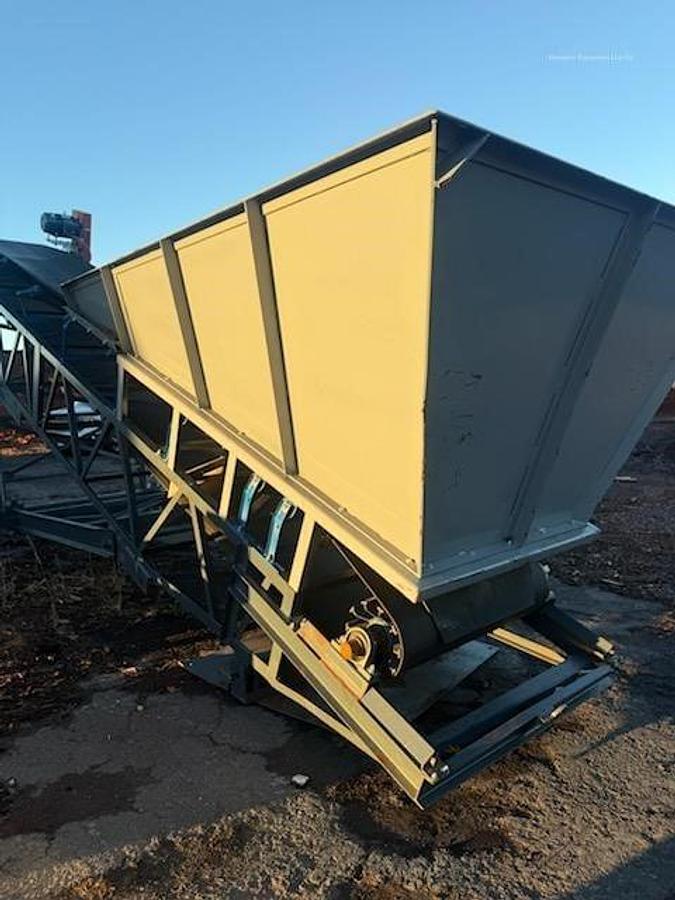 Used 2025 EARTHWORM CONVEYORS 48X30