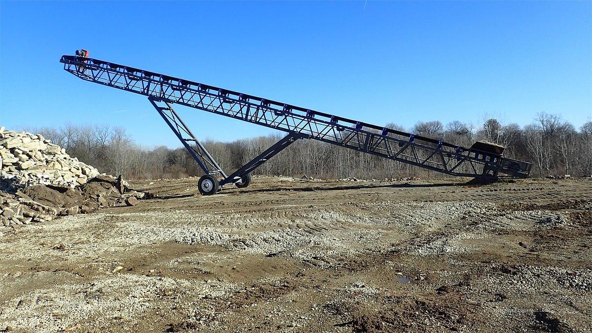 Used 2026 EARTHWORM CONVEYORS 30X80