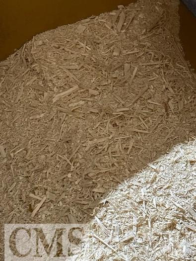 Used Kuiet KUT 2000 Horizinal Grinder with Vibrating Conveyor