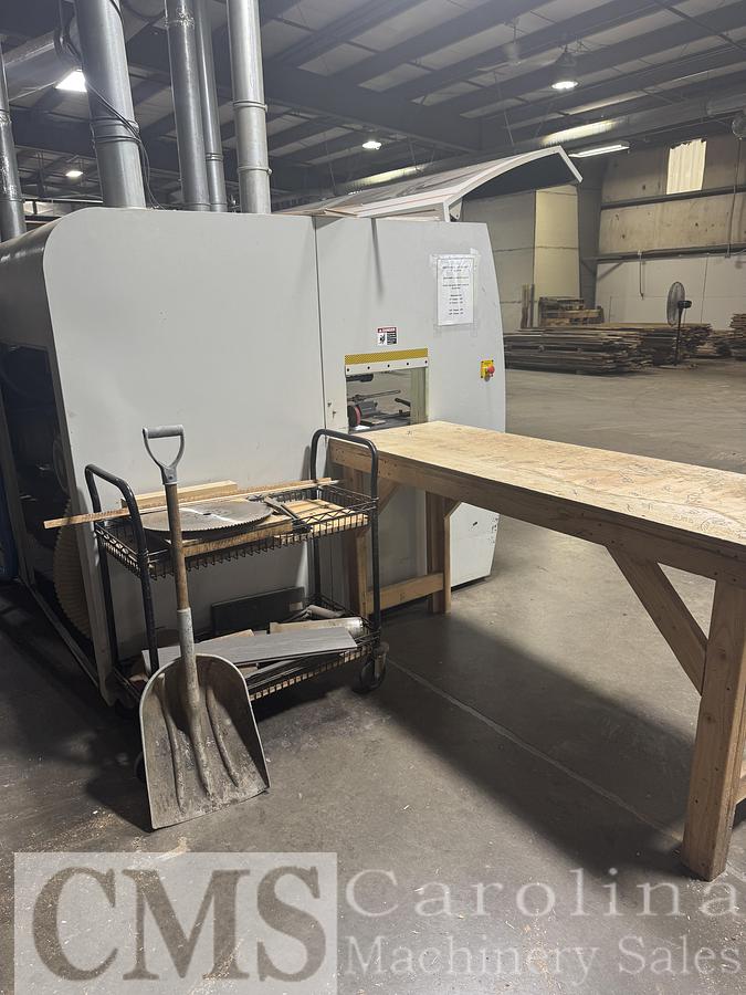 Used Leadermac Hypermac 633H Moulder