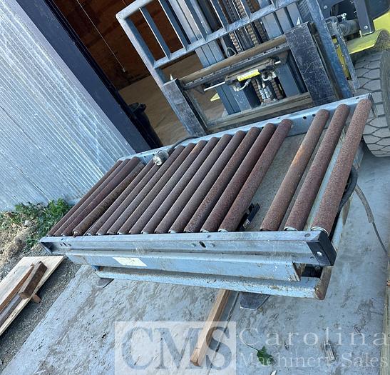 Used Unknown 2000 lb Scissor Lift