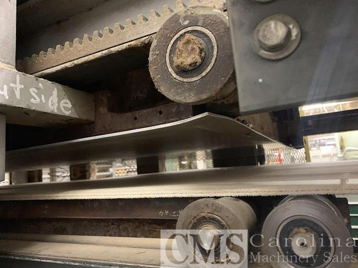 Used BERTHELSEN 5' x 10' 2-PLY HOT SHUTTLE PRESS