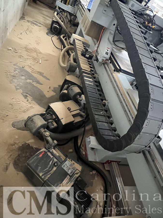 Used 2015 Weeke Vantech 512 CNC Router with Offloading