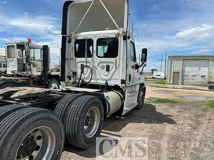 Used Cascadia Day Cab