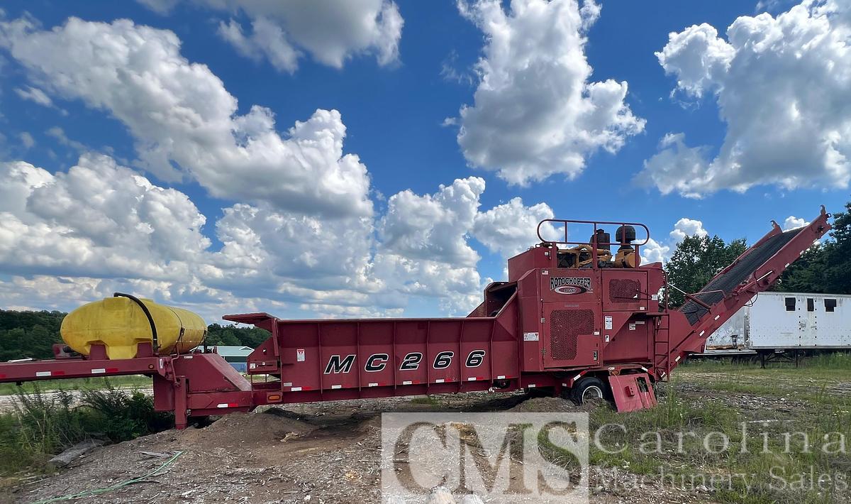 Used 2003 Rotochopper MC266 Horizontal Grinder