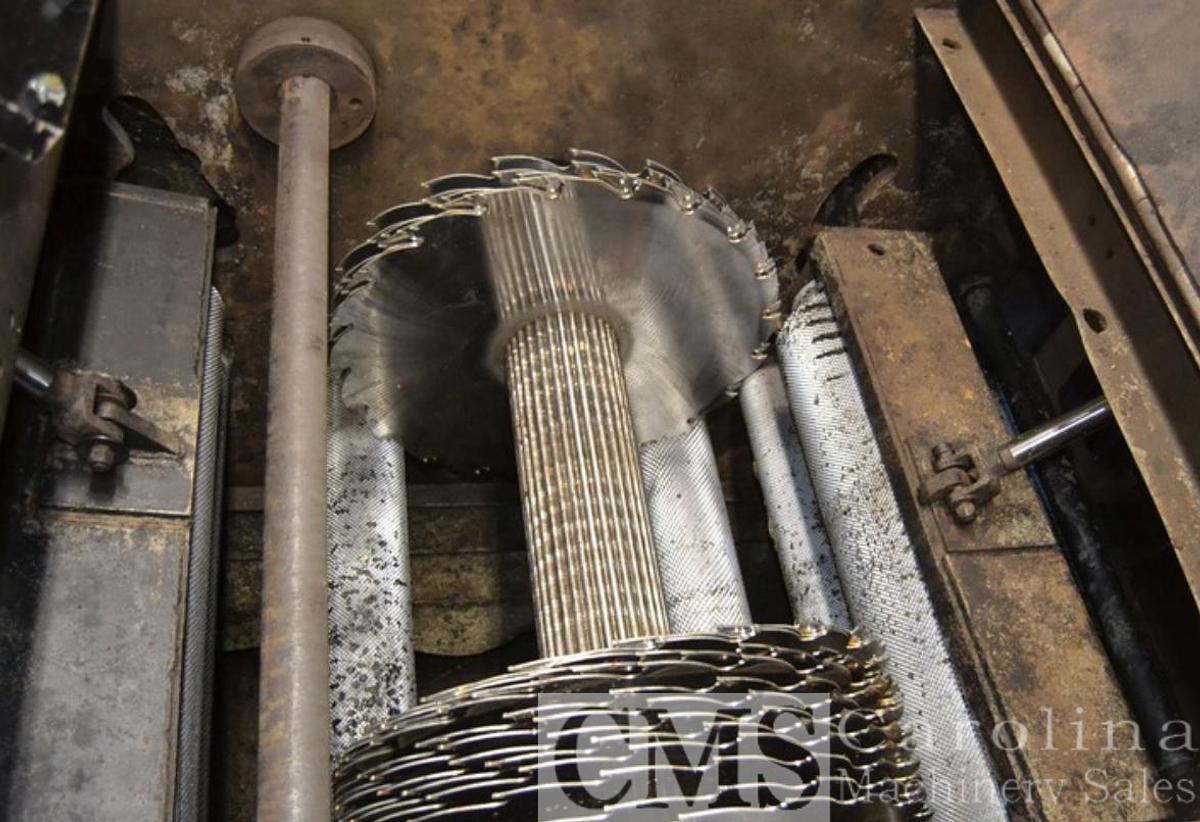 Used Ligna 10"x36" Top Arbor Gang Saw