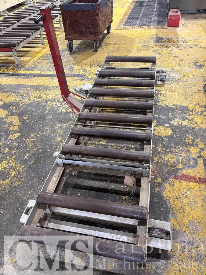 Used Q Systems Roller Conveyor