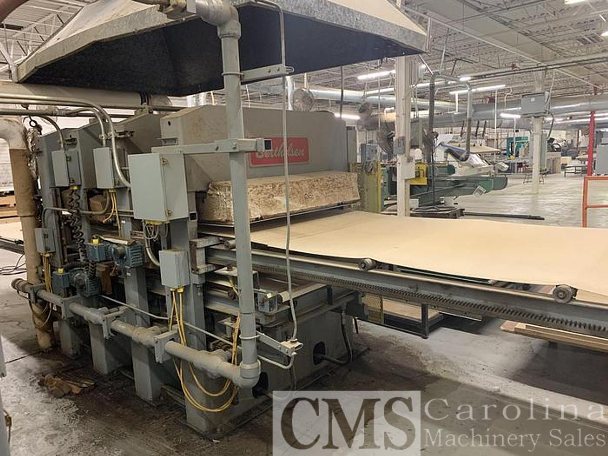 Used BERTHELSEN 5' x 10' 2-PLY HOT SHUTTLE PRESS