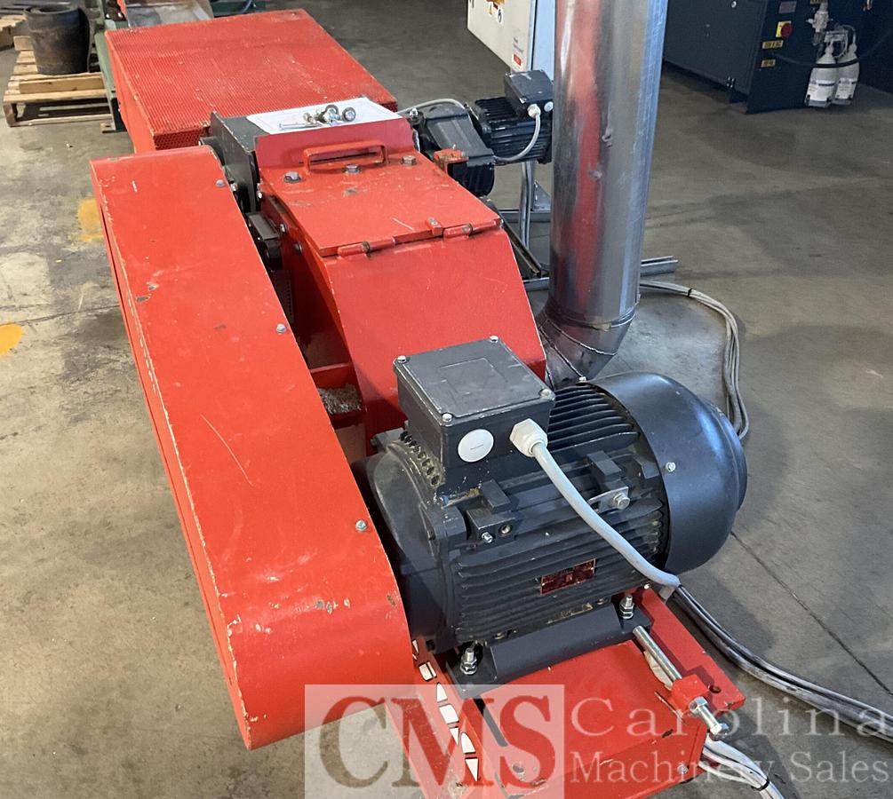 Used 2019 Weima Beaver 300 Horizontal Grinder with Vibrating Infeed