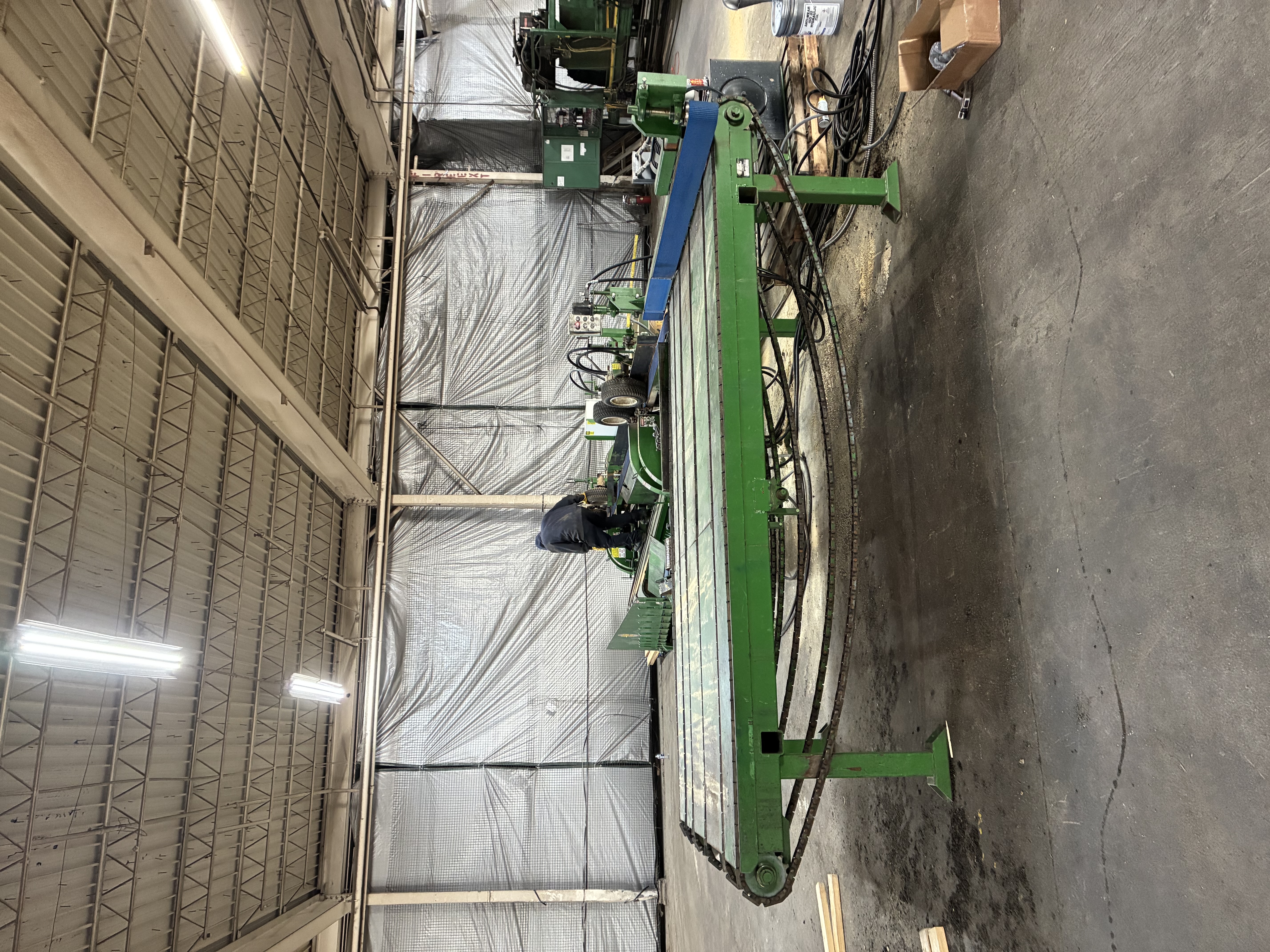 Used Morgan  4-Head Resaw with Run Around System