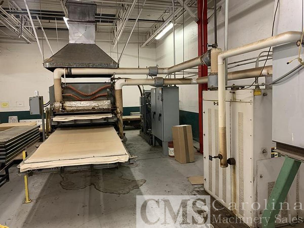 Used BERTHELSEN 5' x 10' 2-PLY HOT SHUTTLE PRESS