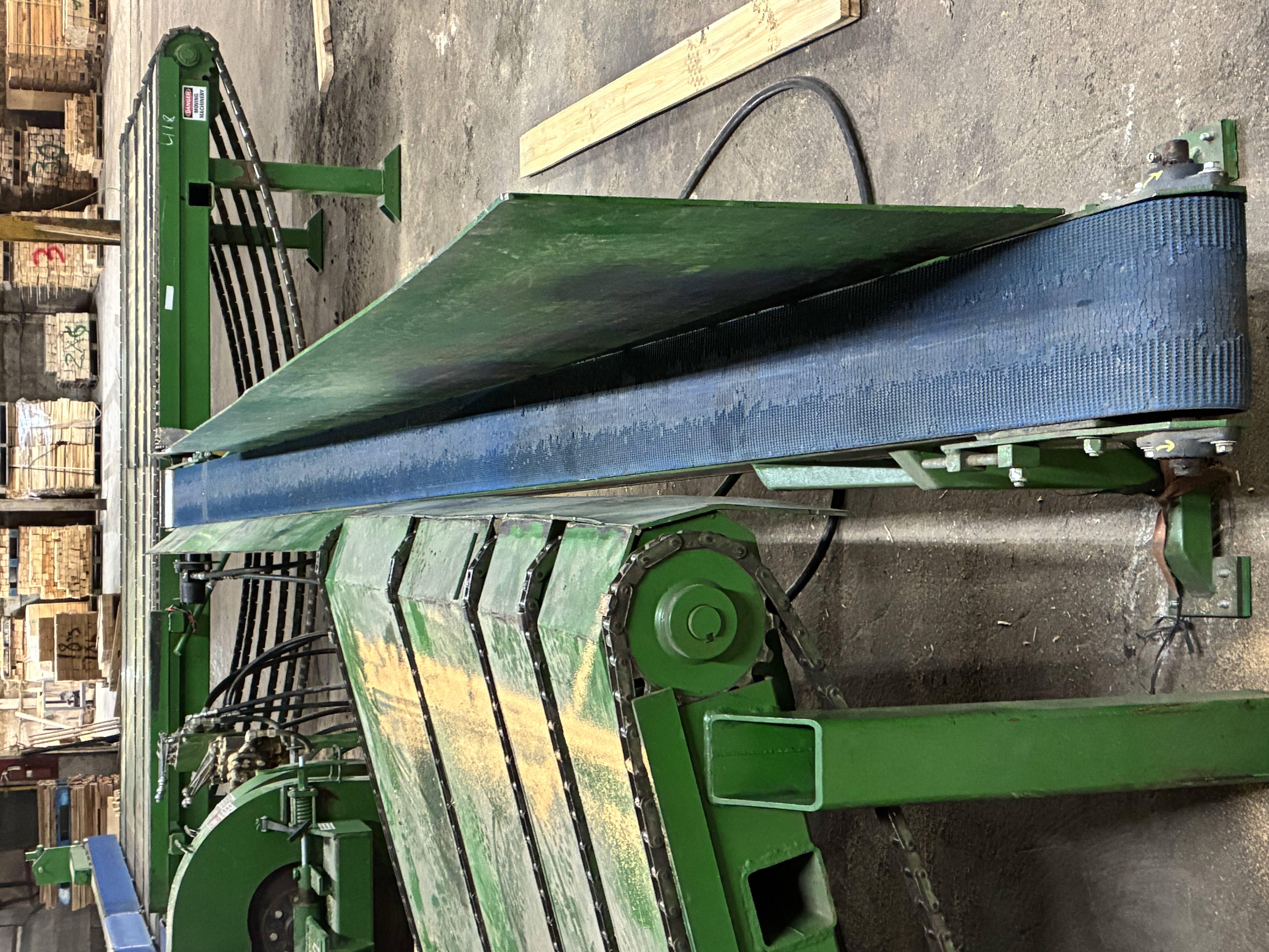 Used Morgan  4-Head Resaw with Run Around System