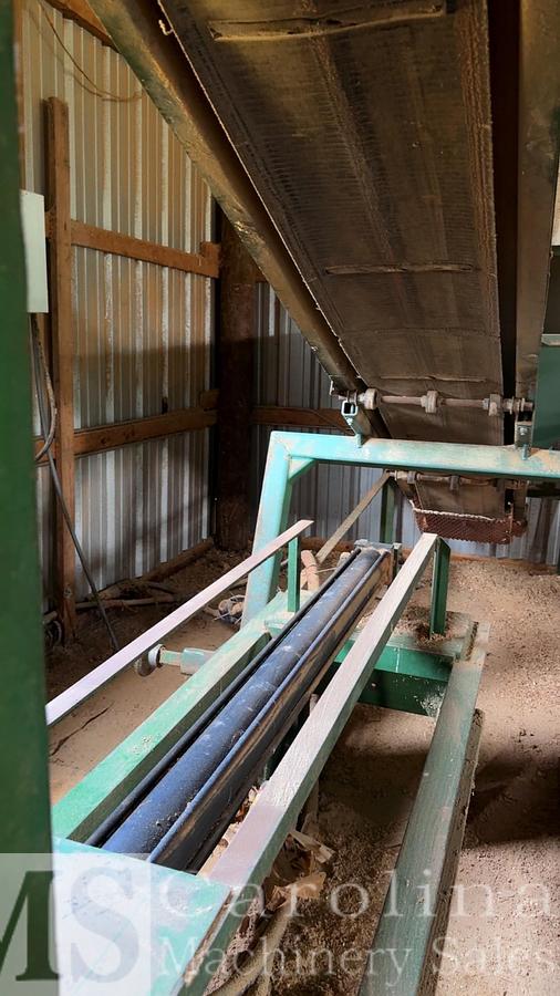 Used Real Tuff Shaving Baler with Bin