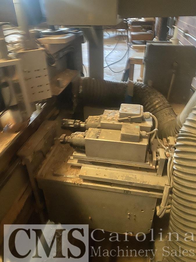 Used Accu-Systems MMTJ Miter Door Machine
