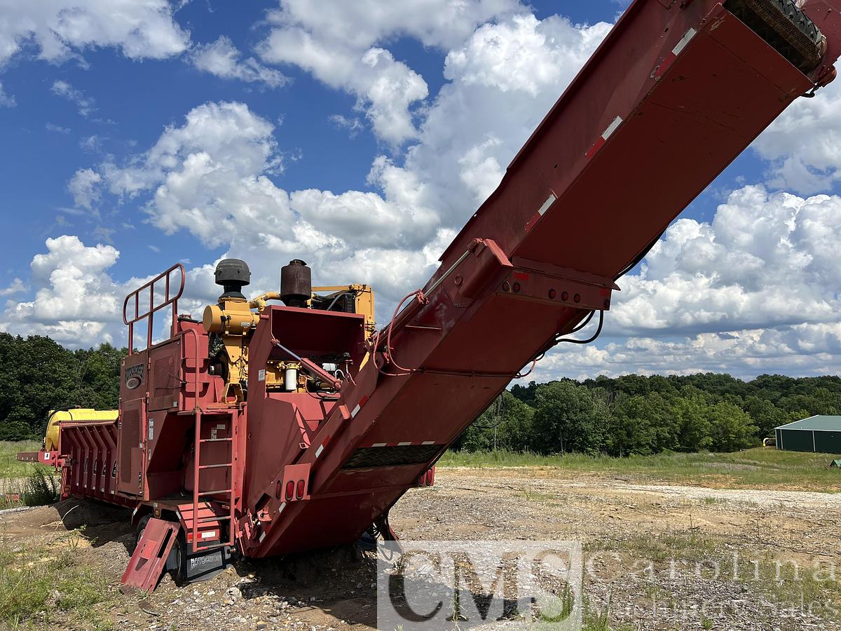 Used 2003 Rotochopper MC266 Horizontal Grinder