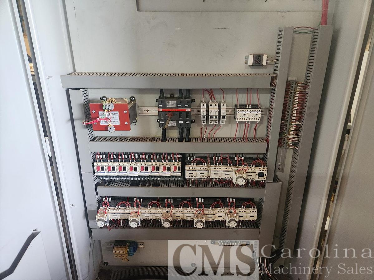 Used Leadermac Compact 623 6-Head Moulder