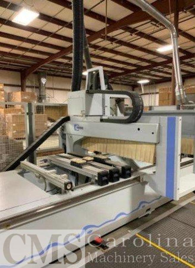 Used 2015 Weeke Venture 107M CNC Router
