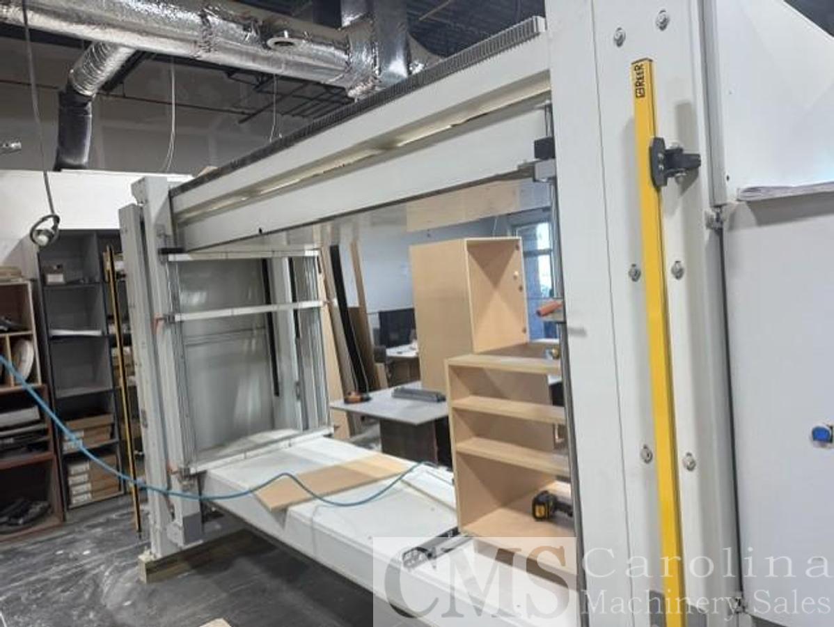 Used 2017 SCM Action FL Automatic Case Clamp