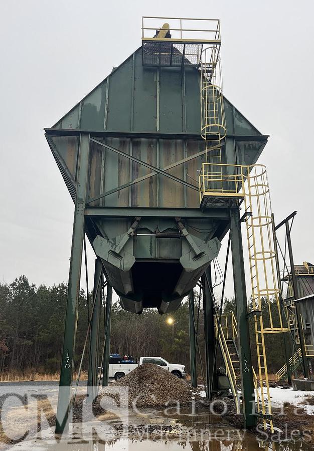 Used Peerless 60 Unit Chip Bin