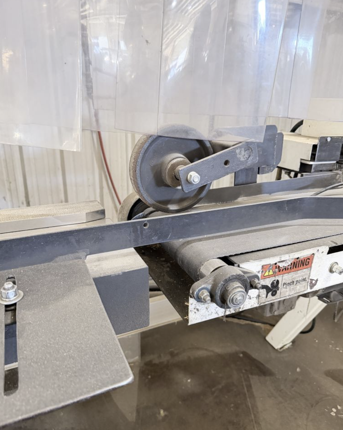 Used 2023 Kentwood M609HD 6-Head Moulder