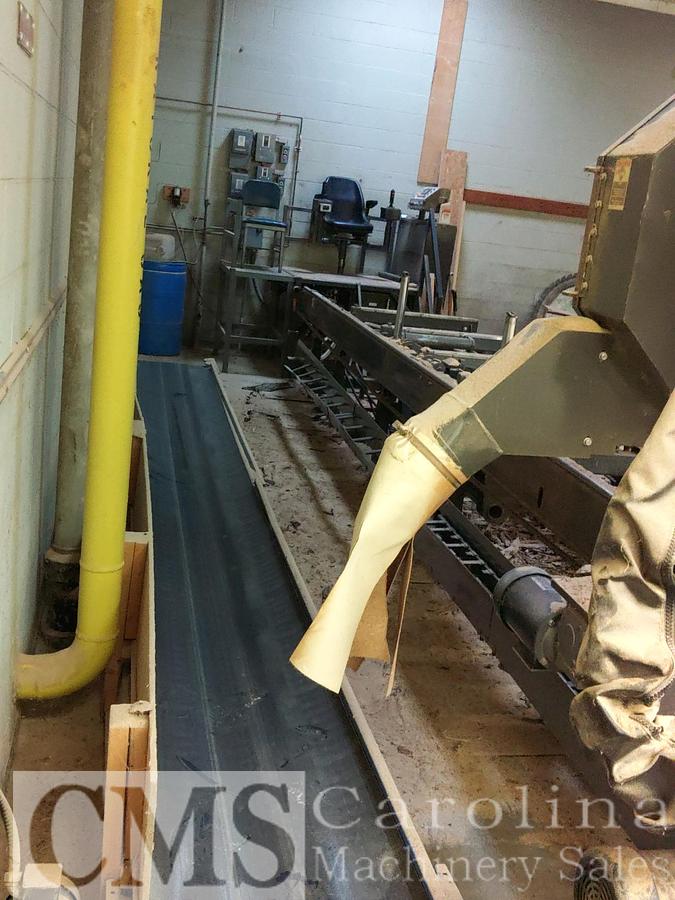 Used 2006 Wood-Mizer LT300 with Twin Blade Edger