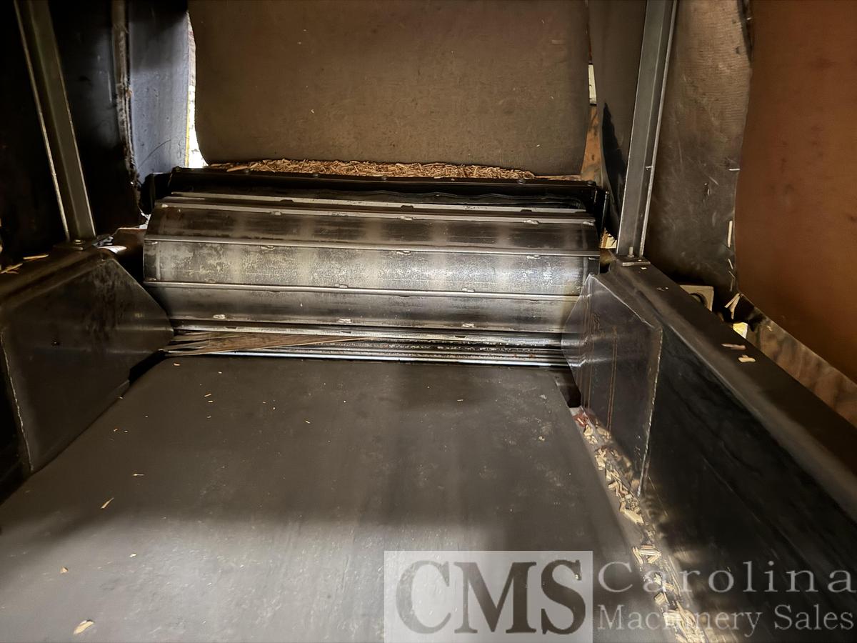 Used Globe Horizontal Re-Chip Hog