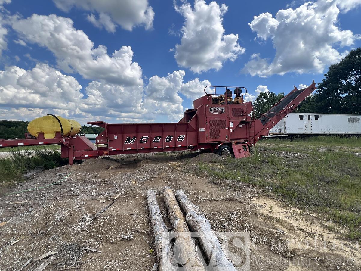 Used 2003 Rotochopper MC266 Horizontal Grinder