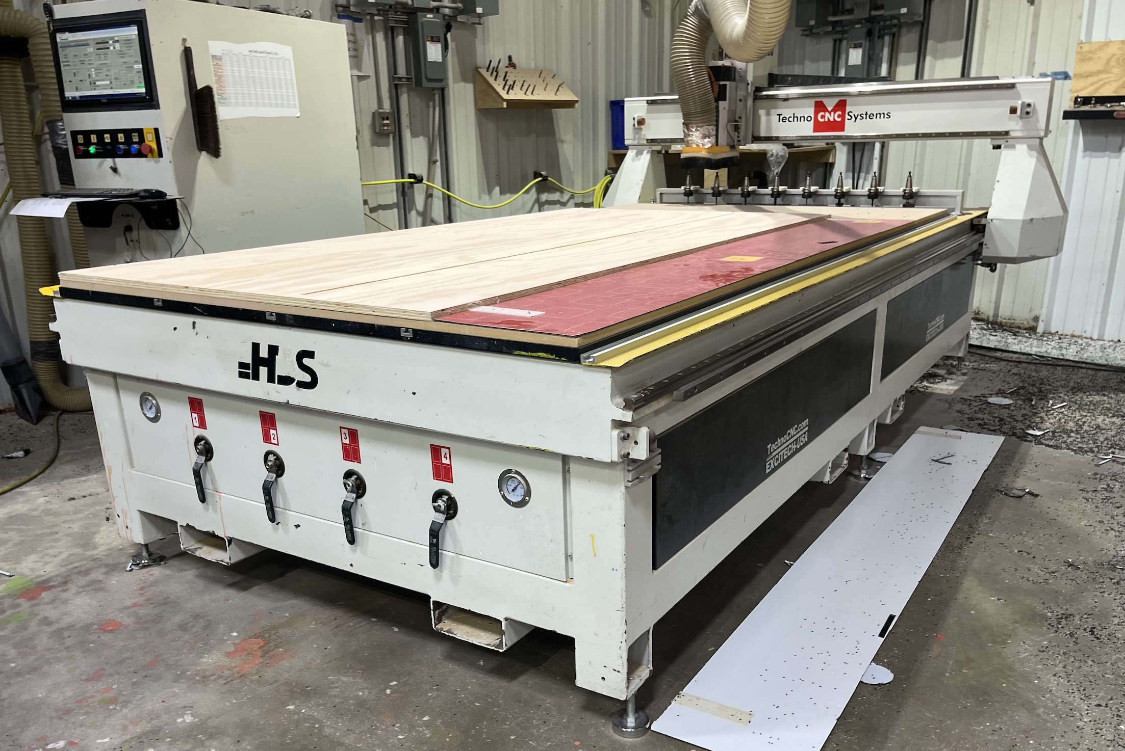 Used Techno Model 60120 HDS CNC Router