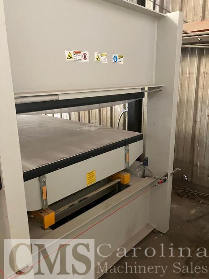 Used 2024 Italpresse XL/ 8  Hot Press