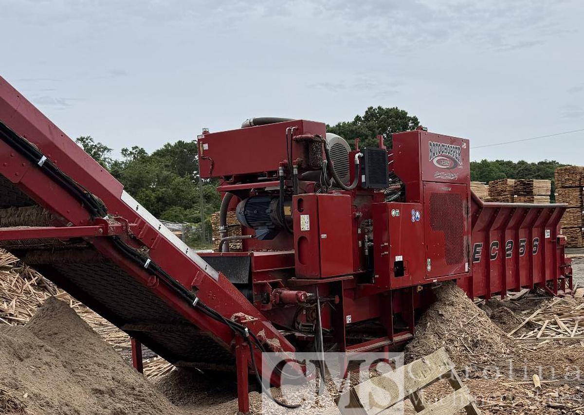 Used 2023 Rotochopper EC256 Horizontal Wood Grinder