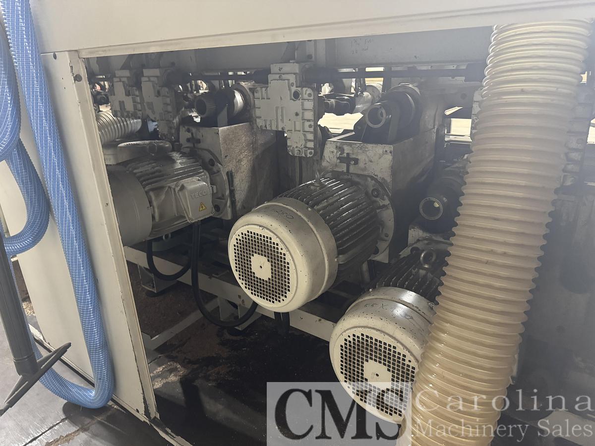 Used Leadermac Hypermac 633H Moulder