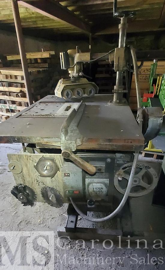 Used Unknown Board Notcher Slotter