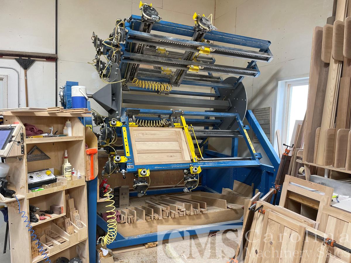 Used 2013 Taylor/JLT 70-X-4M Door Clamp