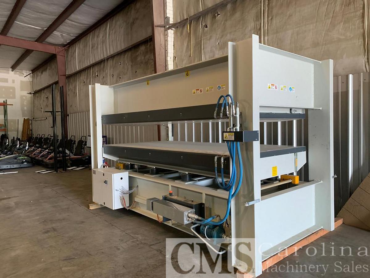 Used 2024 Italpresse XL/ 8  Hot Press