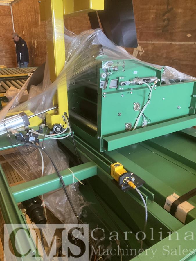 Used Synergy 5 Automatic Stretch Wrapper With Conveyors