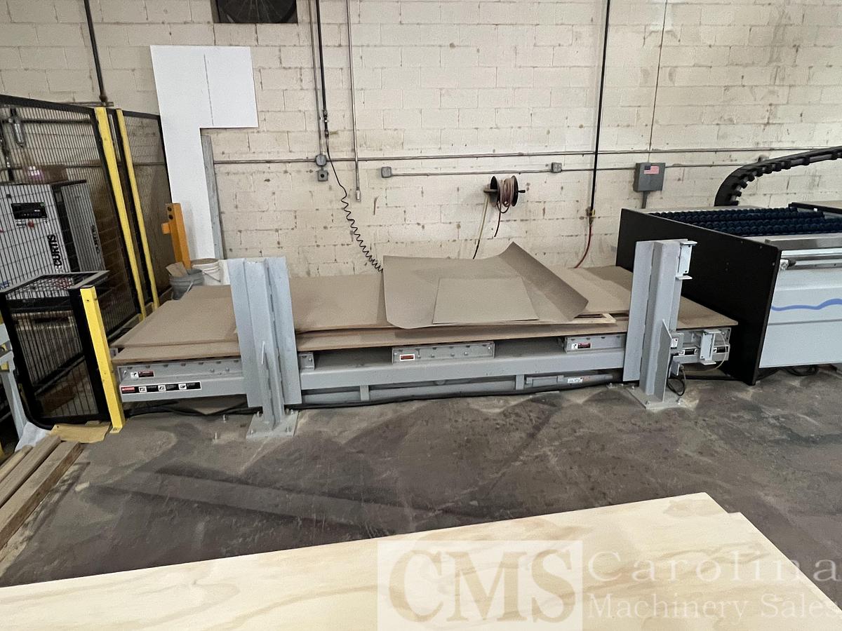Used 2015 Weeke Vantech 512 CNC Router with Offloading