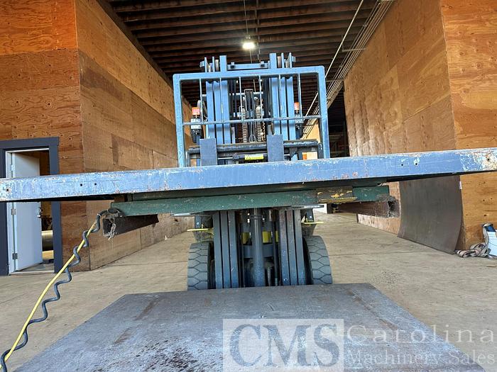 Used Unknown 8000 lb Scissor Lift