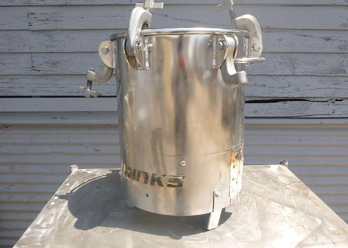 Used Tank, 5 Gallon, S/st, 110 PSI, 14" X 16", Binks #C744079