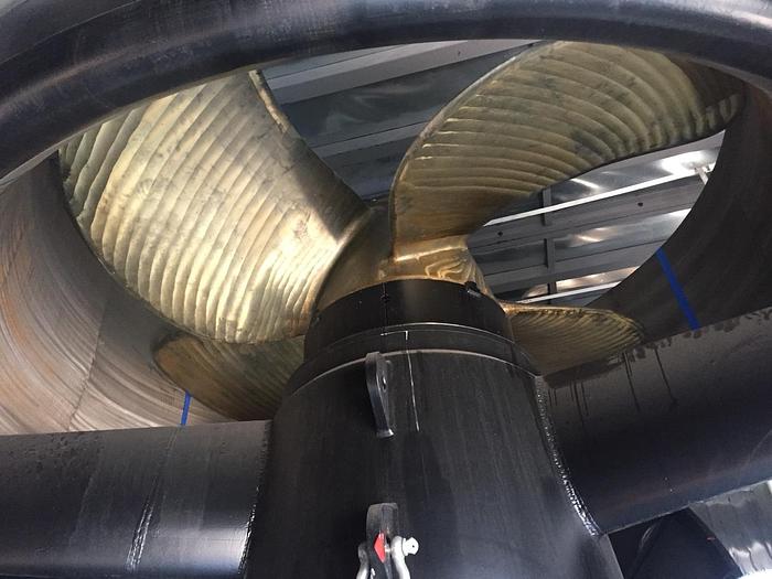 Rolls Royce Azimuth Thruster Retractable System