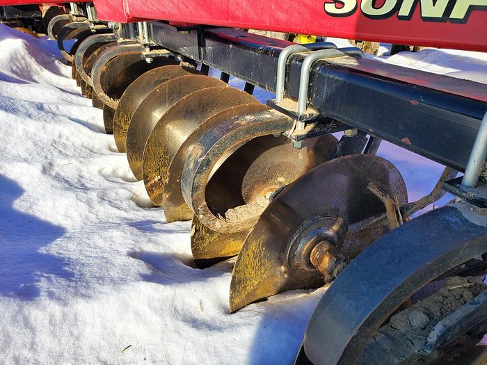 Used 36' Sunflower 1435 Tandem Disk
