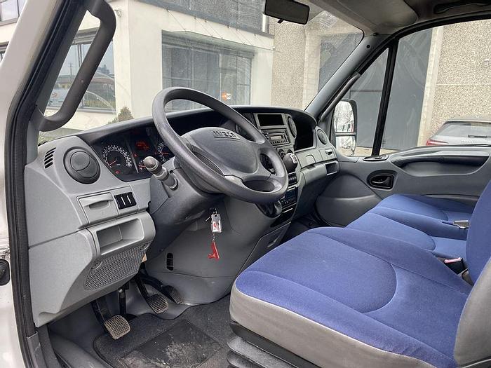 Usato 2009 IVECO DAILY 65C18