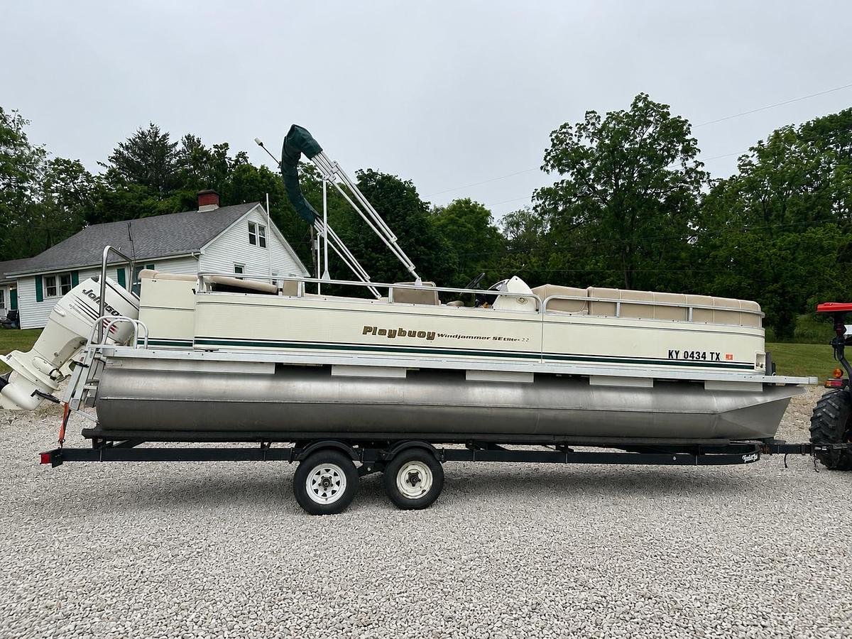 Used 2003 Playbuoy Windjammer 2223 SE