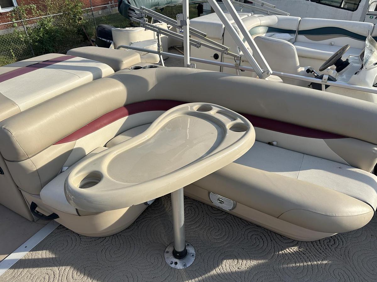 Used 2013 Suntracker PB 20 DLX
