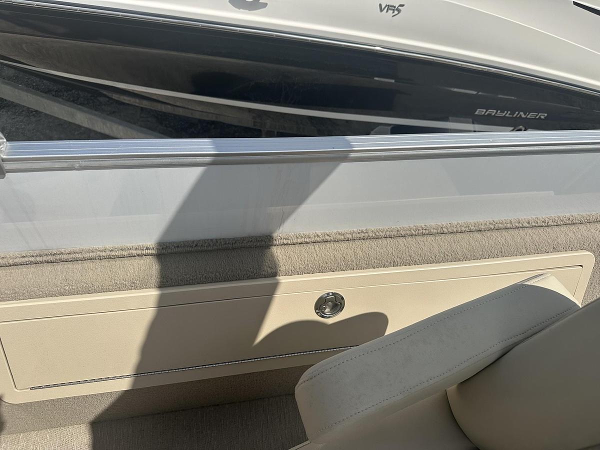 Used 2019 SYLVAN 8522 PARTY FISH